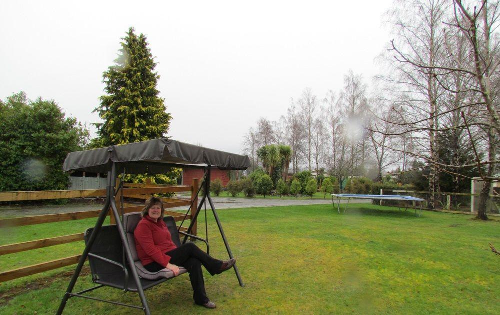 Birchwood Cottages Te Anau Exteriör bild