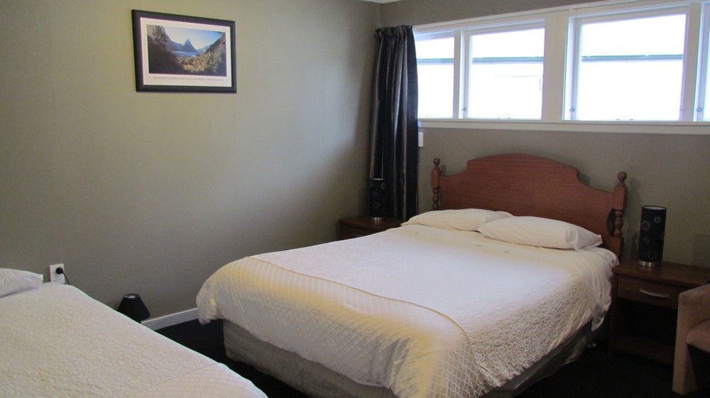 Birchwood Cottages Te Anau Exteriör bild