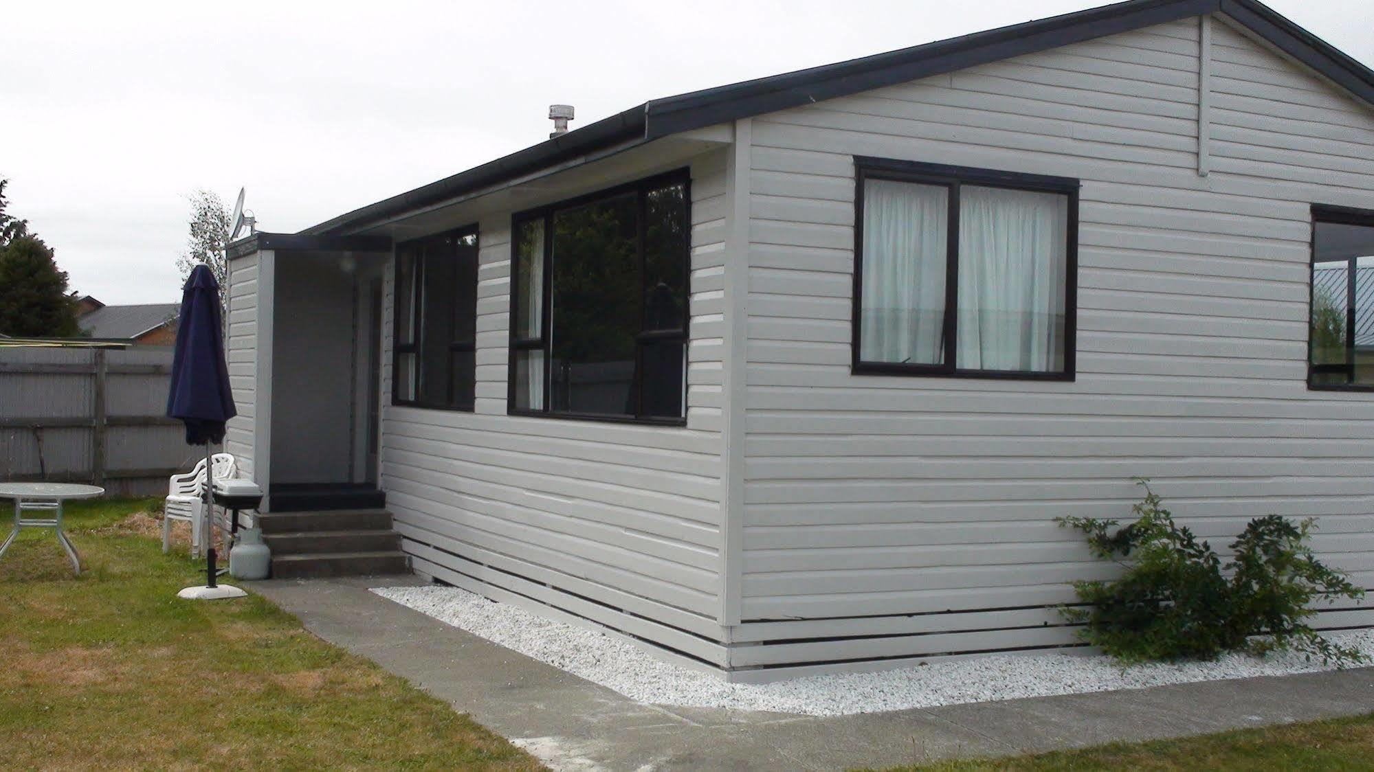 Birchwood Cottages Te Anau Exteriör bild